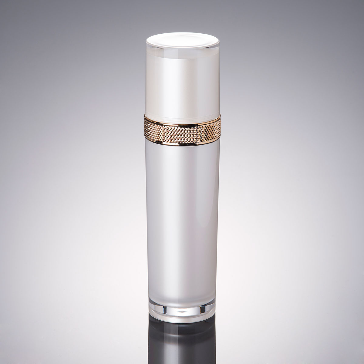 Essence Serum Toner - 100 ml inci beyazı akrilik/plastik şişe